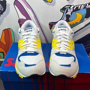 Saucony Azura OG “30th Anniversary “